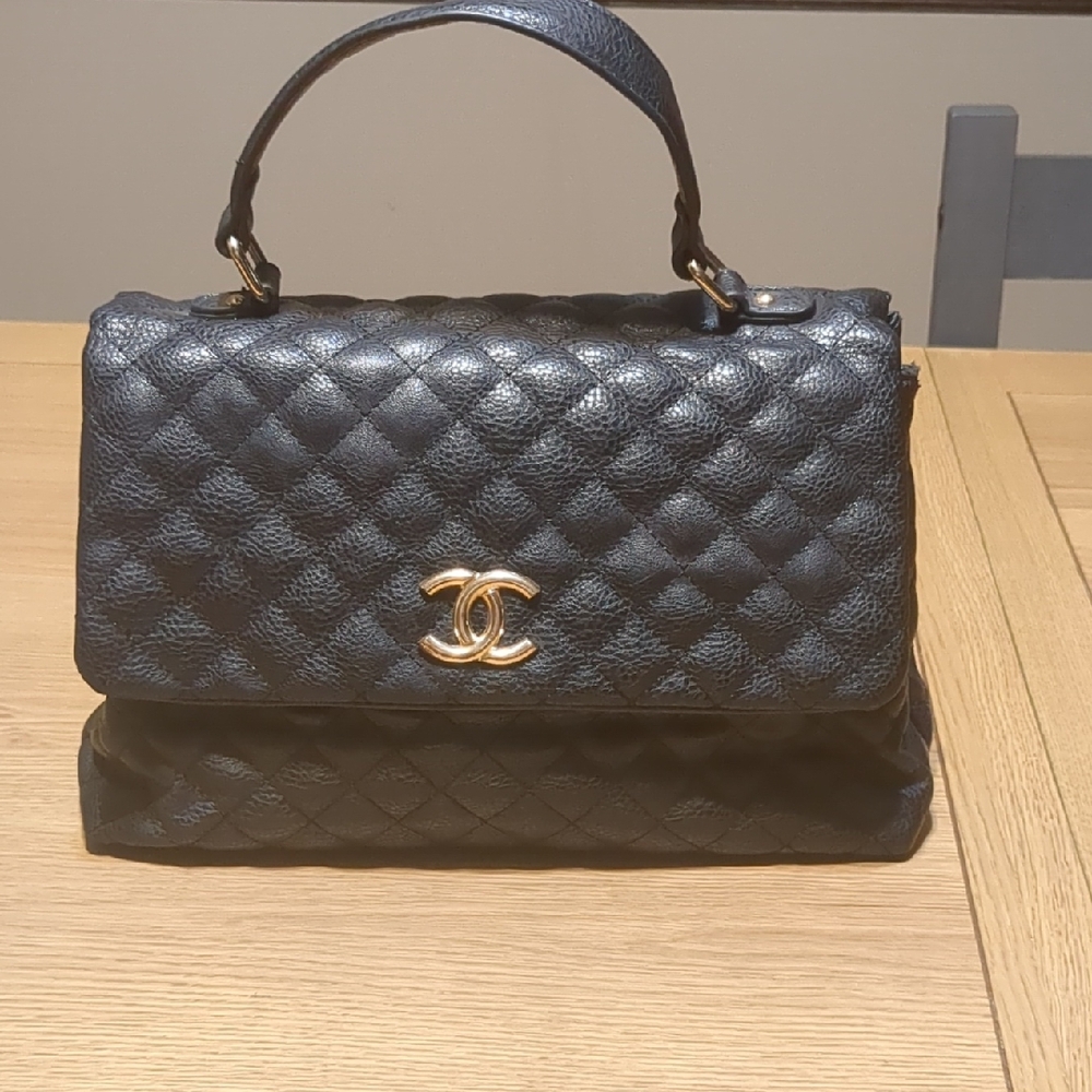 Non-authentic Chanel Bag